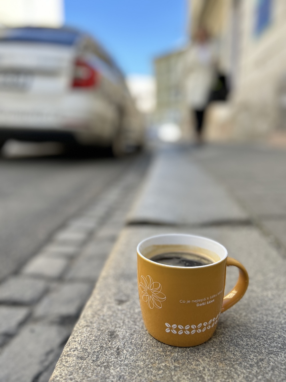 Čerstvě pražená káva