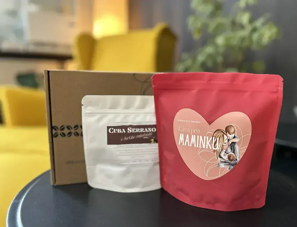 Káva pro maminku + kávové zrno v hořké čokoládě