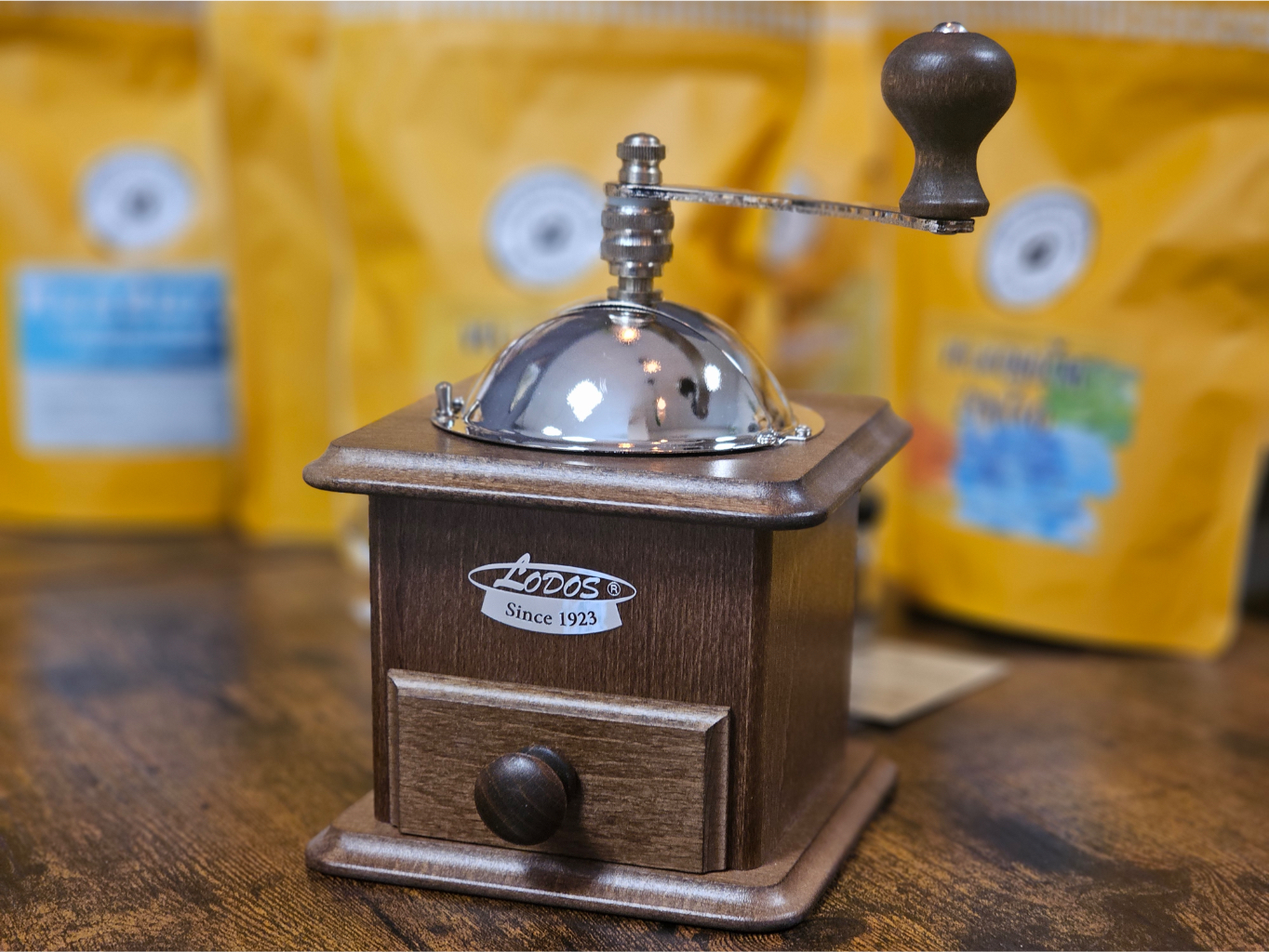 Mlýnek na kávu  COFFEE Lodos