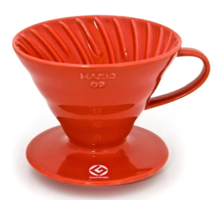 Hario keramický dripper na kávu V60-02 červený