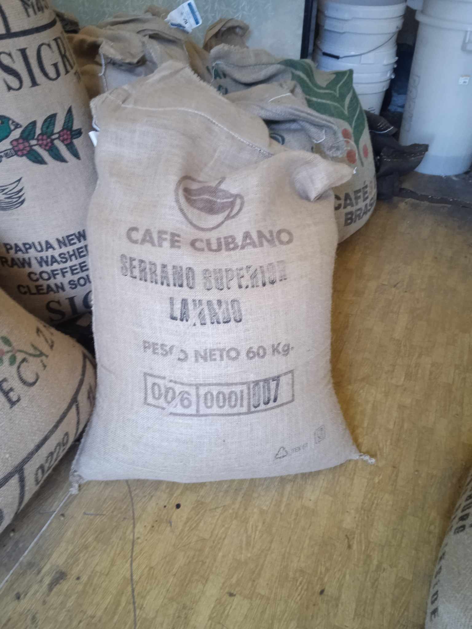 Žok s kávou Cuba Serrano Lavado